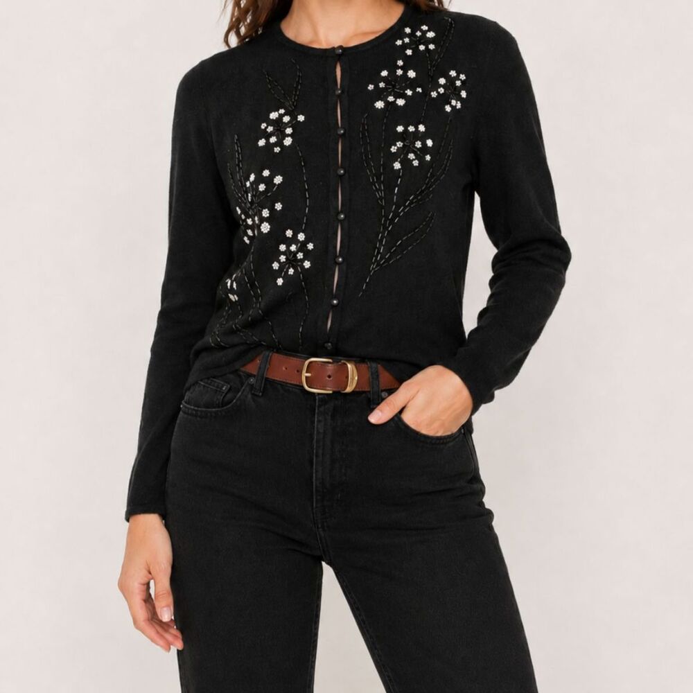 Vintage Black Floral Embroidered Cardigan Sweater Size Small